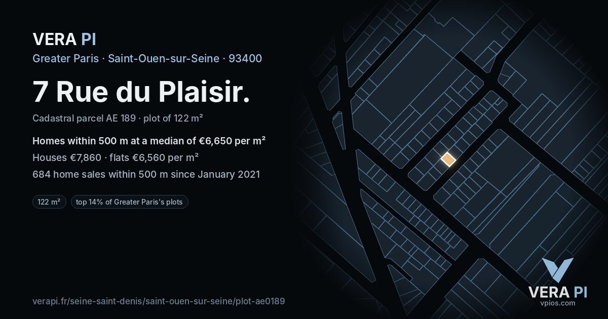 7 Rue du Plaisir, Saint-Ouen-sur-Seine at night – the plot lit, the parcels around coloured by the prices near them