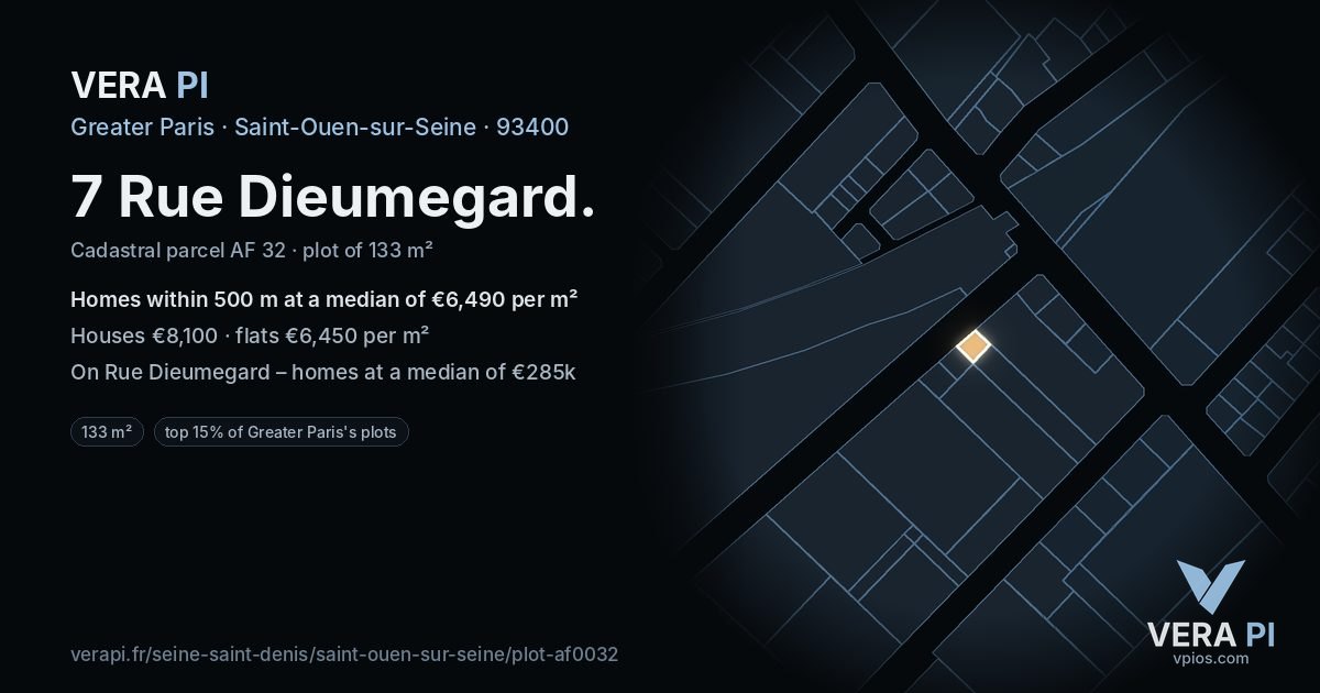 7 Rue Dieumegard, Saint-Ouen-sur-Seine at night – the plot lit, the parcels around coloured by the prices near them