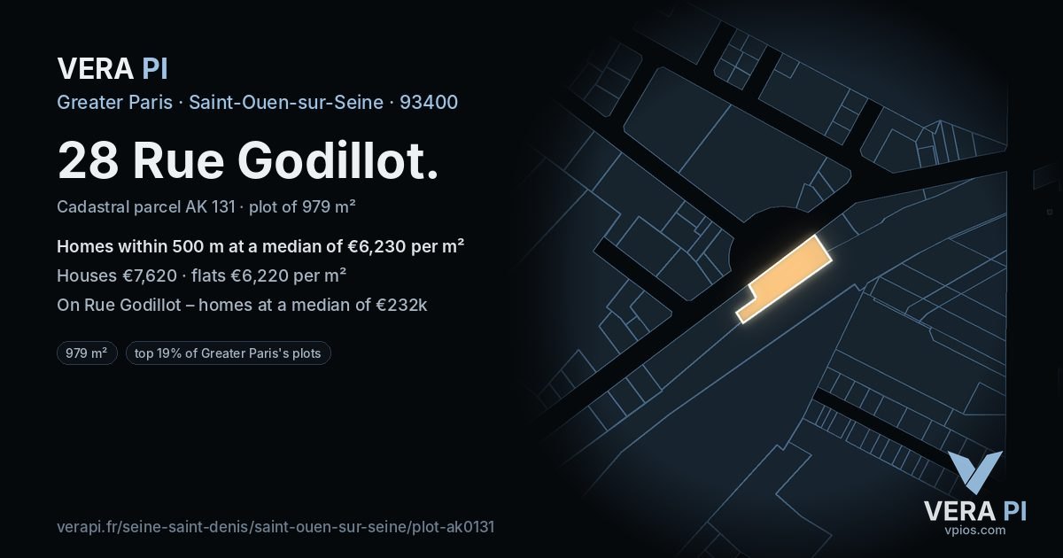 28 Rue Godillot, Saint-Ouen-sur-Seine at night – the plot lit, the parcels around coloured by the prices near them