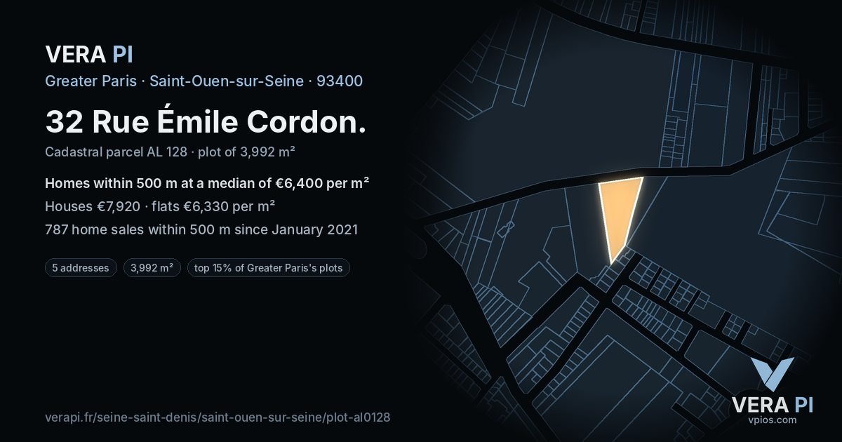 32 Rue Émile Cordon, Saint-Ouen-sur-Seine at night – the plot lit, the parcels around coloured by the prices near them