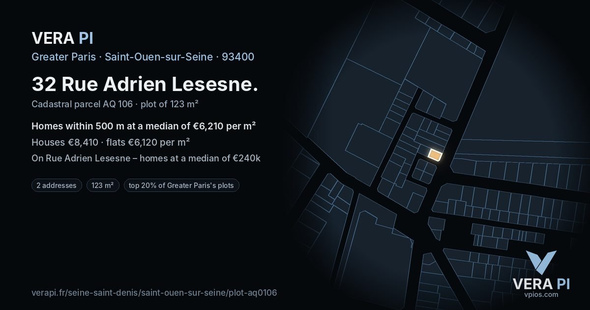 32 Rue Adrien Lesesne, Saint-Ouen-sur-Seine at night – the plot lit, the parcels around coloured by the prices near them
