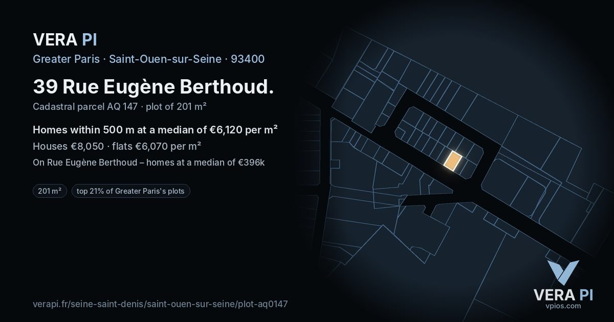 39 Rue Eugène Berthoud, Saint-Ouen-sur-Seine at night – the plot lit, the parcels around coloured by the prices near them