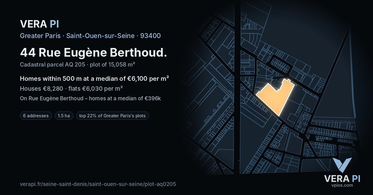 44 Rue Eugène Berthoud, Saint-Ouen-sur-Seine at night – the plot lit, the parcels around coloured by the prices near them