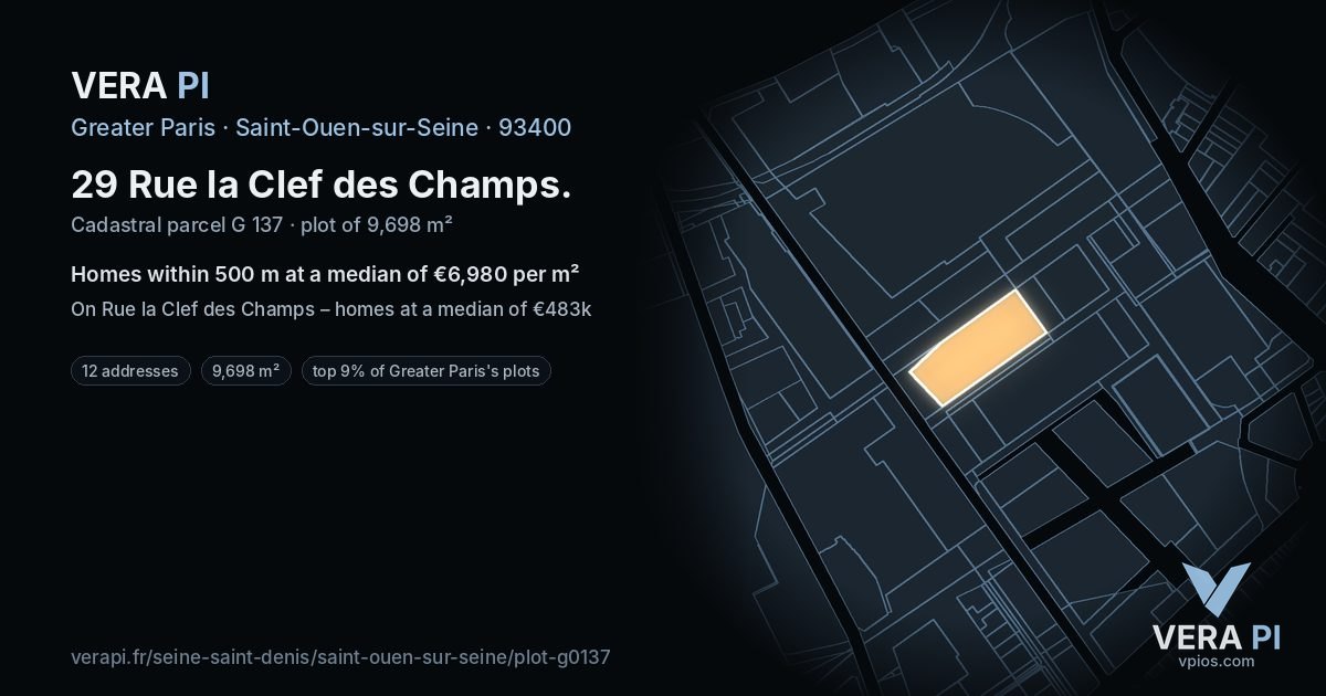 29 Rue la Clef des Champs, Saint-Ouen-sur-Seine at night – the plot lit, the parcels around coloured by the prices near them