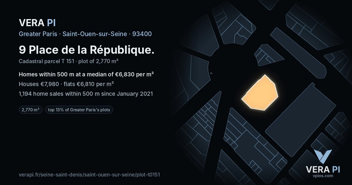 9 Place de la République, Saint-Ouen-sur-Seine at night – the plot lit, the parcels around coloured by the prices near them