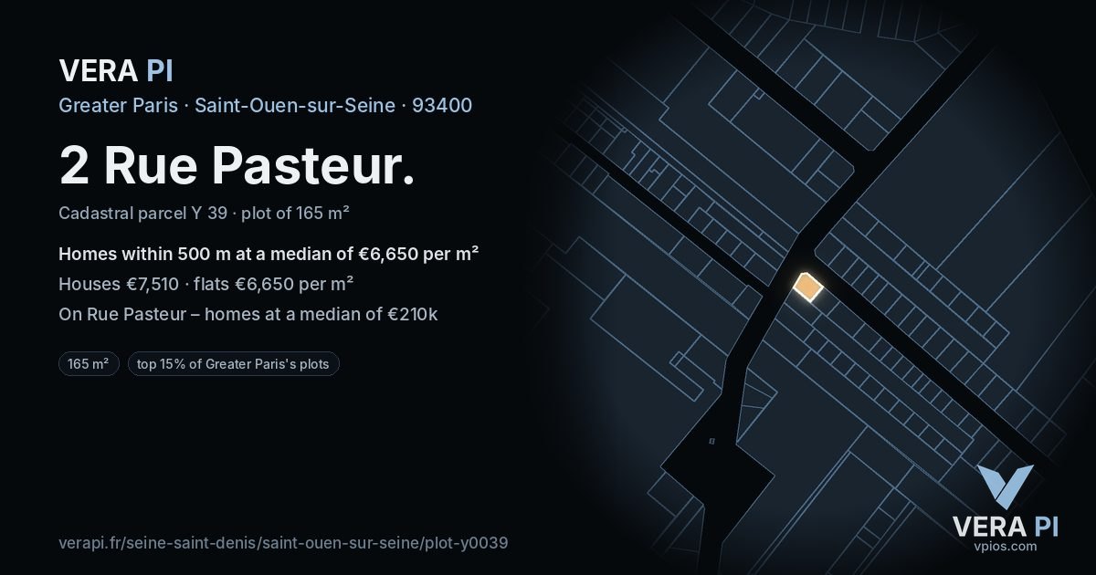 2 Rue Pasteur, Saint-Ouen-sur-Seine at night – the plot lit, the parcels around coloured by the prices near them
