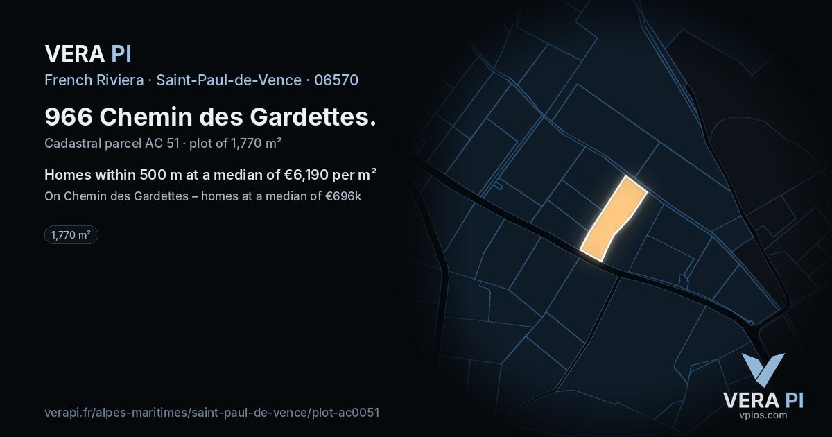 966 Chemin des Gardettes, Saint-Paul-de-Vence at night – the plot lit, the parcels around coloured by the prices near them