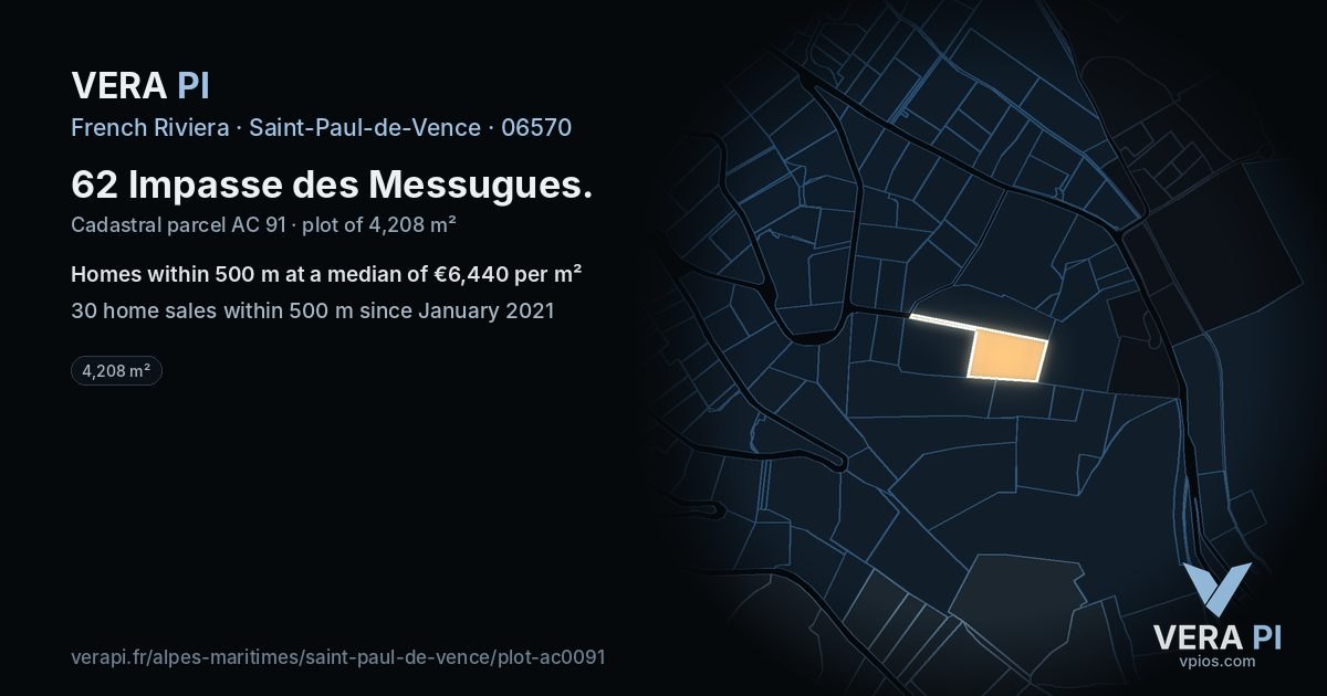 62 Impasse des Messugues, Saint-Paul-de-Vence at night – the plot lit, the parcels around coloured by the prices near them