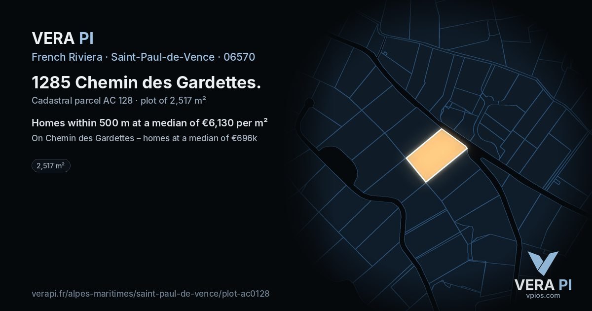 1285 Chemin des Gardettes, Saint-Paul-de-Vence at night – the plot lit, the parcels around coloured by the prices near them