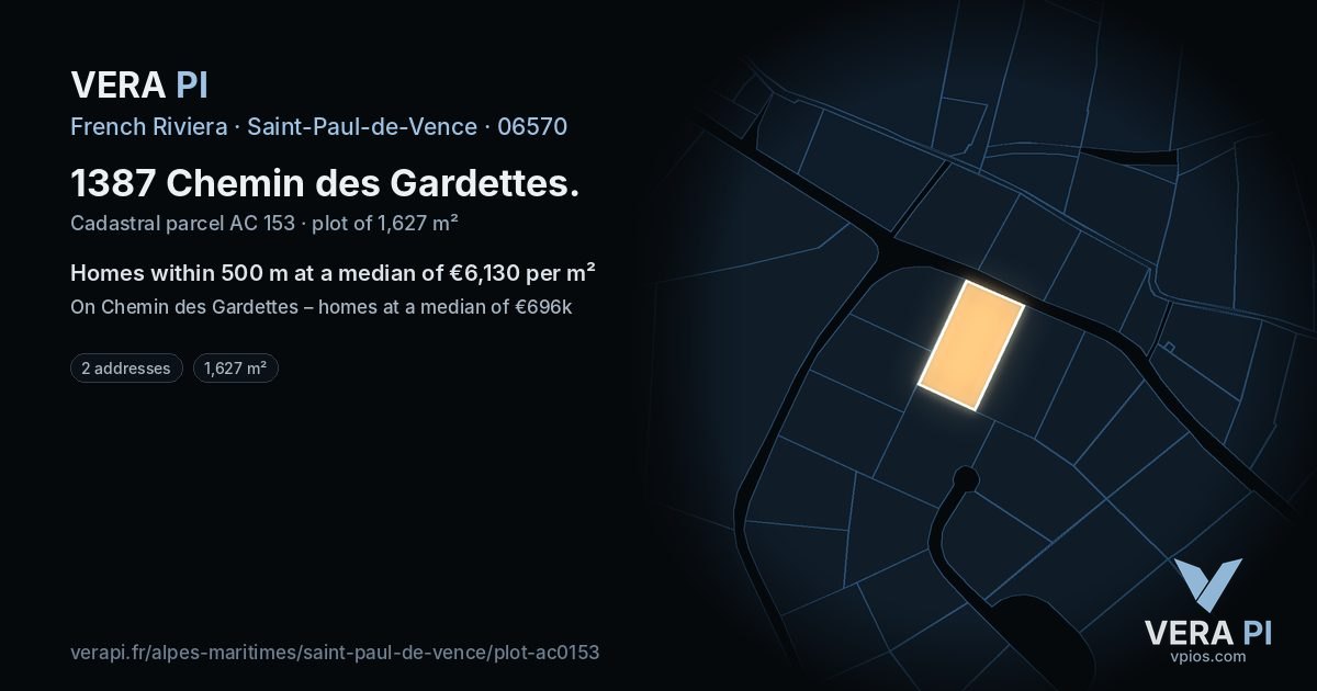 1387 Chemin des Gardettes, Saint-Paul-de-Vence at night – the plot lit, the parcels around coloured by the prices near them