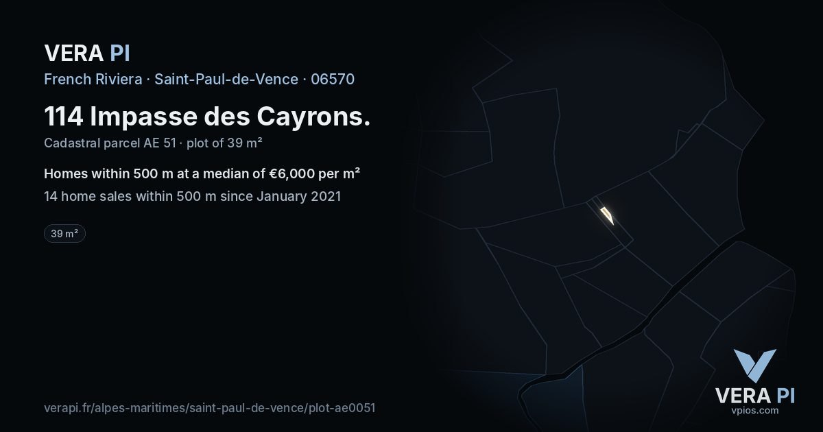 114 Impasse des Cayrons, Saint-Paul-de-Vence at night – the plot lit, the parcels around coloured by the prices near them