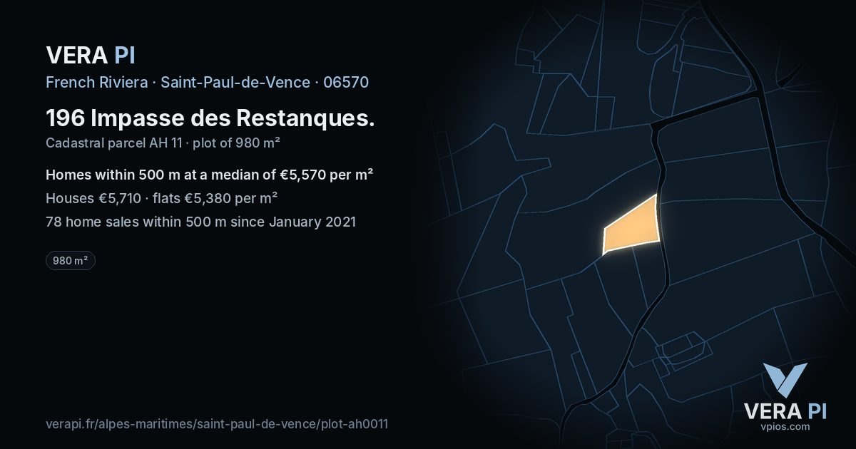 196 Impasse des Restanques, Saint-Paul-de-Vence at night – the plot lit, the parcels around coloured by the prices near them