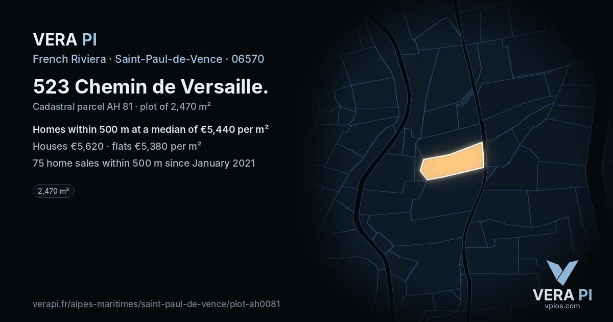 523 Chemin de Versaille, Saint-Paul-de-Vence at night – the plot lit, the parcels around coloured by the prices near them