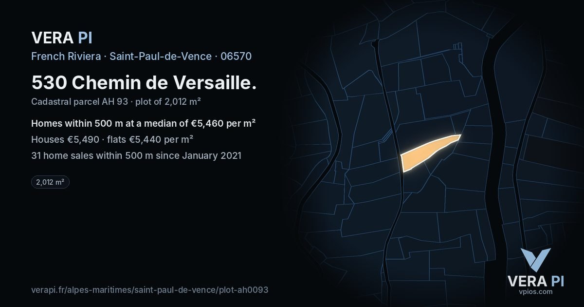 530 Chemin de Versaille, Saint-Paul-de-Vence at night – the plot lit, the parcels around coloured by the prices near them