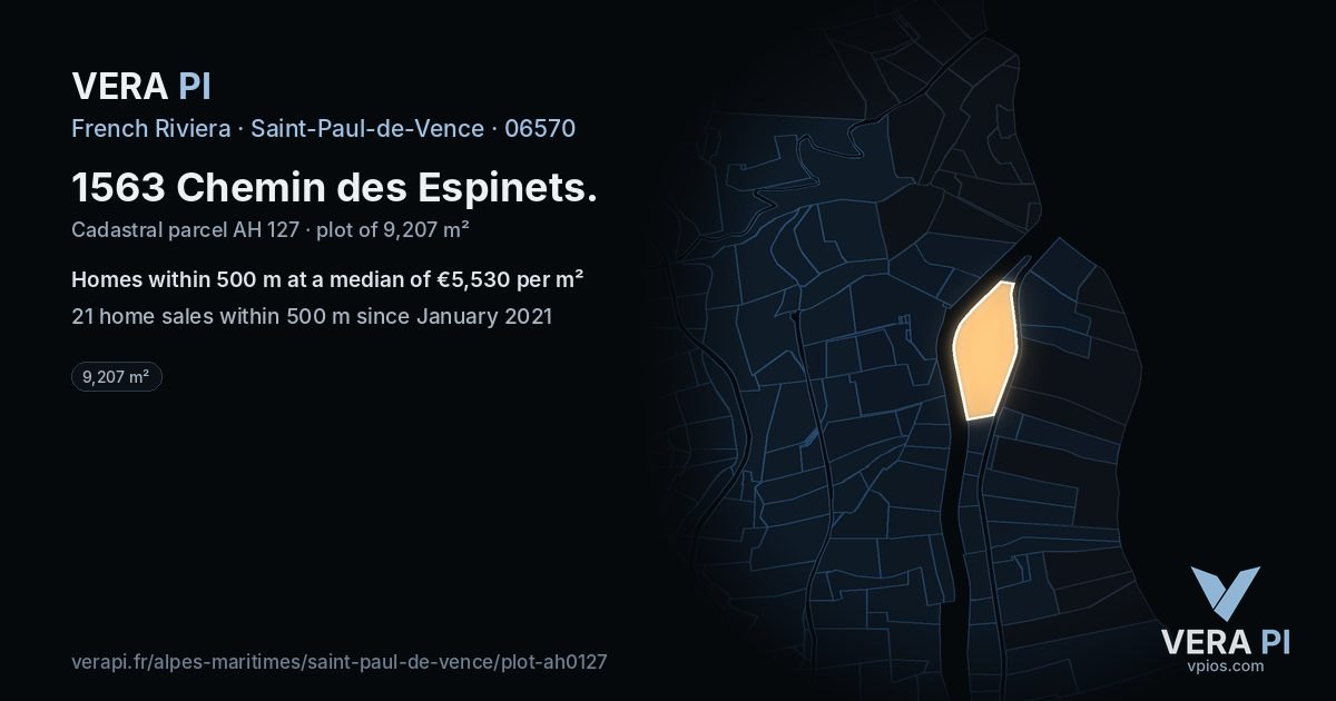 1563 Chemin des Espinets, Saint-Paul-de-Vence at night – the plot lit, the parcels around coloured by the prices near them