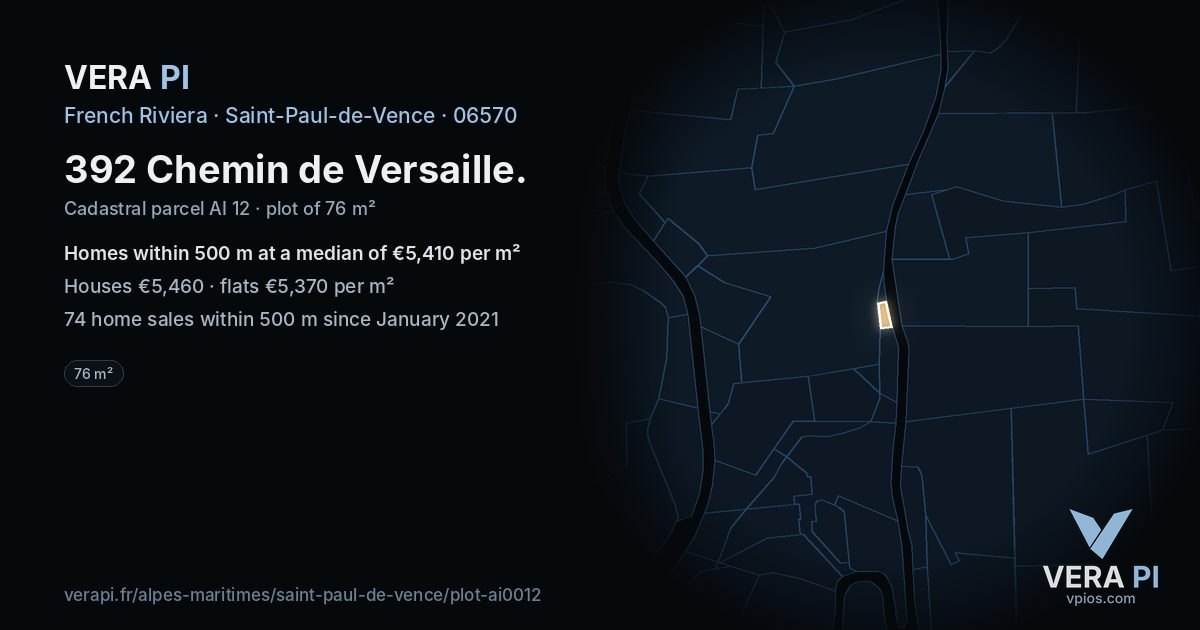 392 Chemin de Versaille, Saint-Paul-de-Vence at night – the plot lit, the parcels around coloured by the prices near them