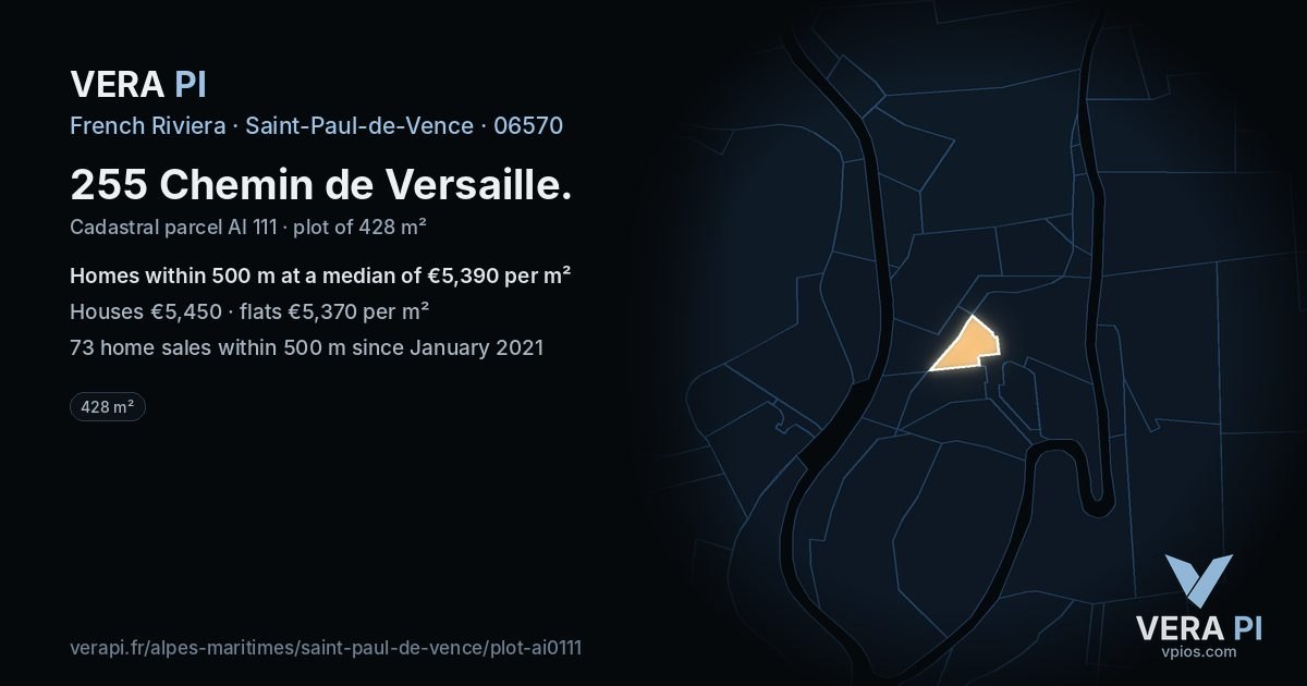255 Chemin de Versaille, Saint-Paul-de-Vence at night – the plot lit, the parcels around coloured by the prices near them