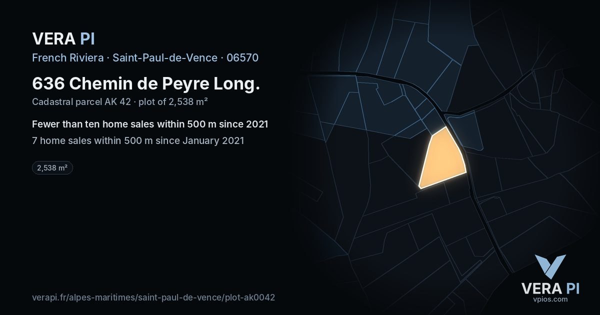636 Chemin de Peyre Long, Saint-Paul-de-Vence at night – the plot lit, the parcels around coloured by the prices near them