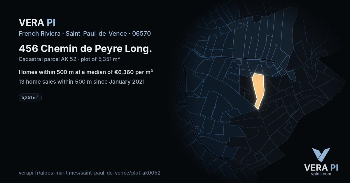 456 Chemin de Peyre Long, Saint-Paul-de-Vence at night – the plot lit, the parcels around coloured by the prices near them