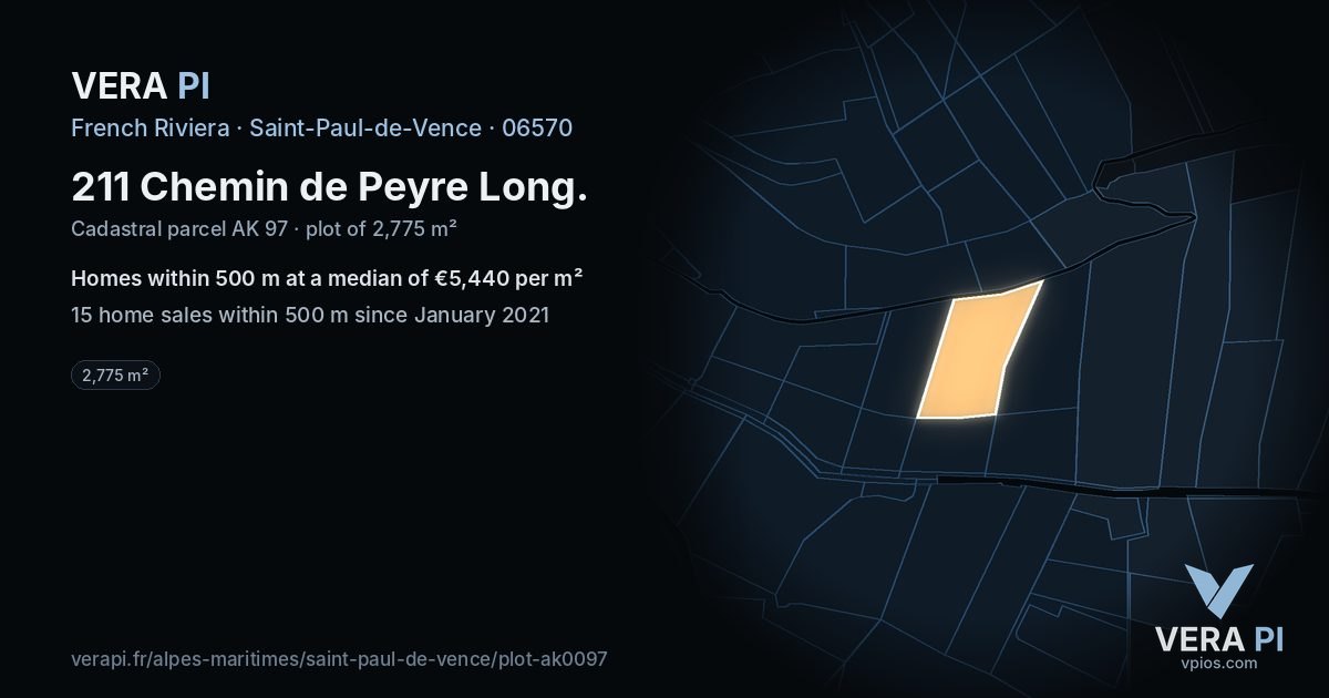 211 Chemin de Peyre Long, Saint-Paul-de-Vence at night – the plot lit, the parcels around coloured by the prices near them