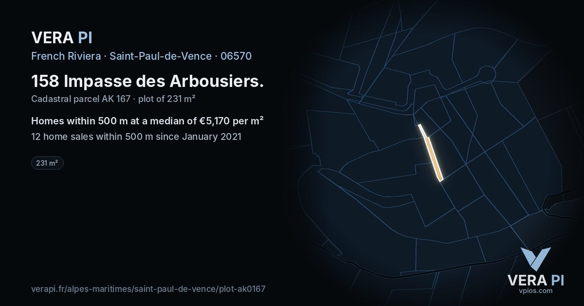 158 Impasse des Arbousiers, Saint-Paul-de-Vence at night – the plot lit, the parcels around coloured by the prices near them
