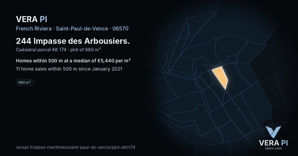 244 Impasse des Arbousiers, Saint-Paul-de-Vence at night – the plot lit, the parcels around coloured by the prices near them