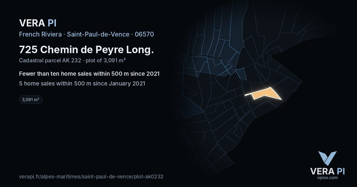 725 Chemin de Peyre Long, Saint-Paul-de-Vence at night – the plot lit, the parcels around coloured by the prices near them