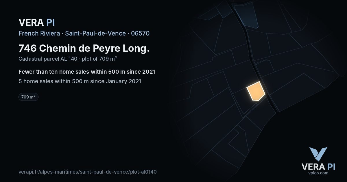 746 Chemin de Peyre Long, Saint-Paul-de-Vence at night – the plot lit, the parcels around coloured by the prices near them