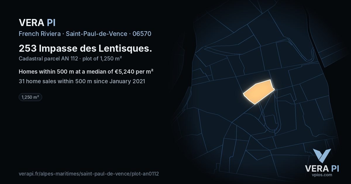 253 Impasse des Lentisques, Saint-Paul-de-Vence at night – the plot lit, the parcels around coloured by the prices near them