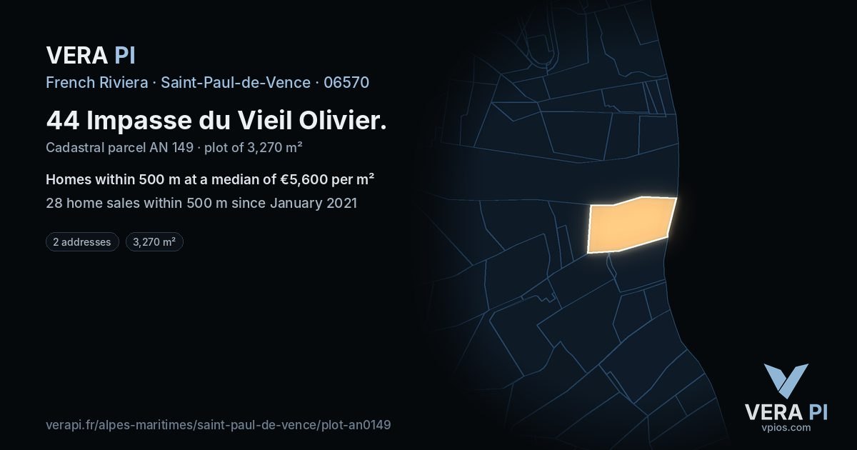 44 Impasse du Vieil Olivier, Saint-Paul-de-Vence at night – the plot lit, the parcels around coloured by the prices near them