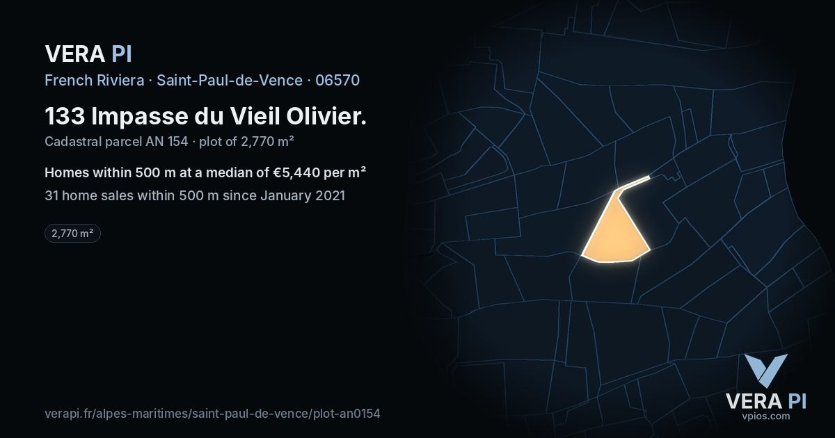 133 Impasse du Vieil Olivier, Saint-Paul-de-Vence at night – the plot lit, the parcels around coloured by the prices near them