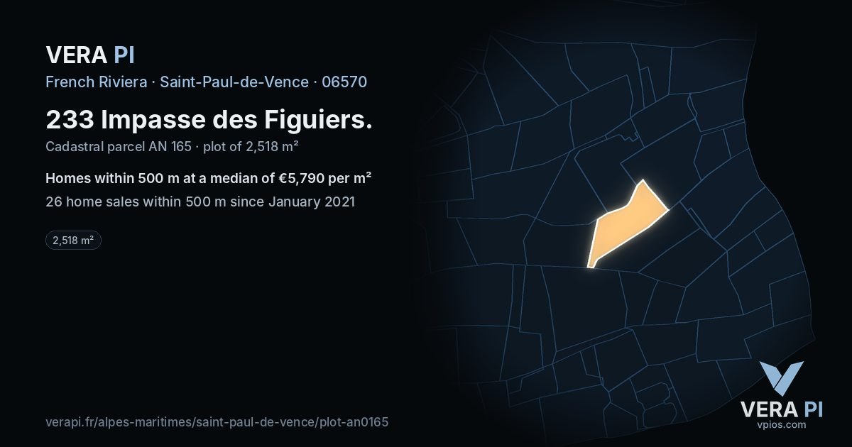 233 Impasse des Figuiers, Saint-Paul-de-Vence at night – the plot lit, the parcels around coloured by the prices near them