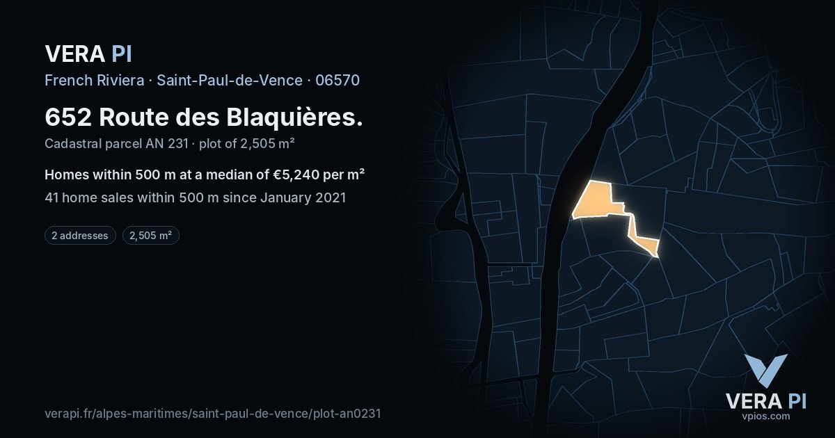 652 Route des Blaquières, Saint-Paul-de-Vence at night – the plot lit, the parcels around coloured by the prices near them