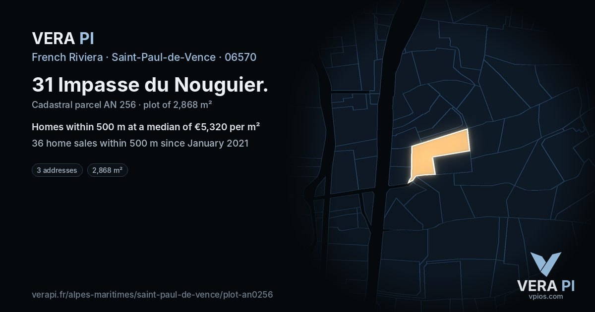 31 Impasse du Nouguier, Saint-Paul-de-Vence at night – the plot lit, the parcels around coloured by the prices near them