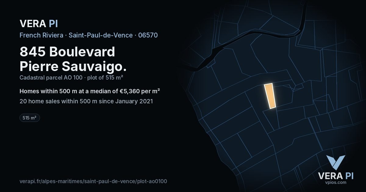 845 Boulevard Pierre Sauvaigo, Saint-Paul-de-Vence at night – the plot lit, the parcels around coloured by the prices near them