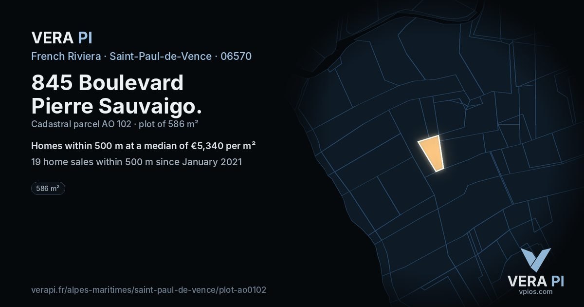 845 Boulevard Pierre Sauvaigo, Saint-Paul-de-Vence at night – the plot lit, the parcels around coloured by the prices near them