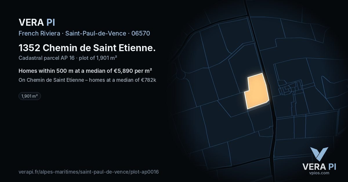 1352 Chemin de Saint Etienne, Saint-Paul-de-Vence at night – the plot lit, the parcels around coloured by the prices near them