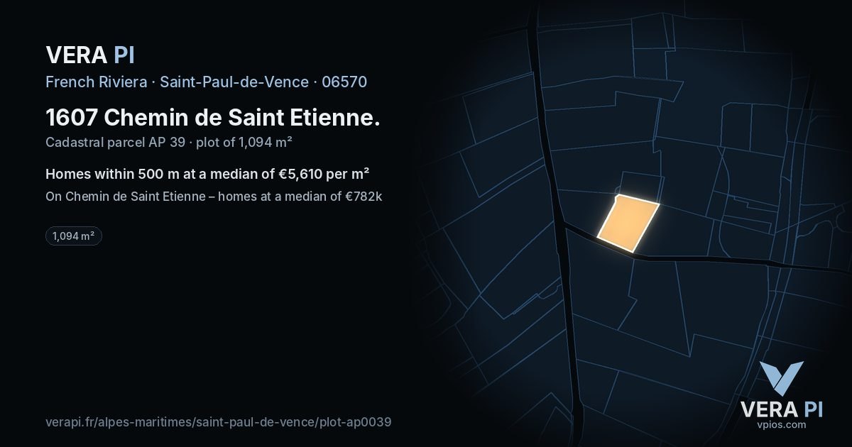 1607 Chemin de Saint Etienne, Saint-Paul-de-Vence at night – the plot lit, the parcels around coloured by the prices near them