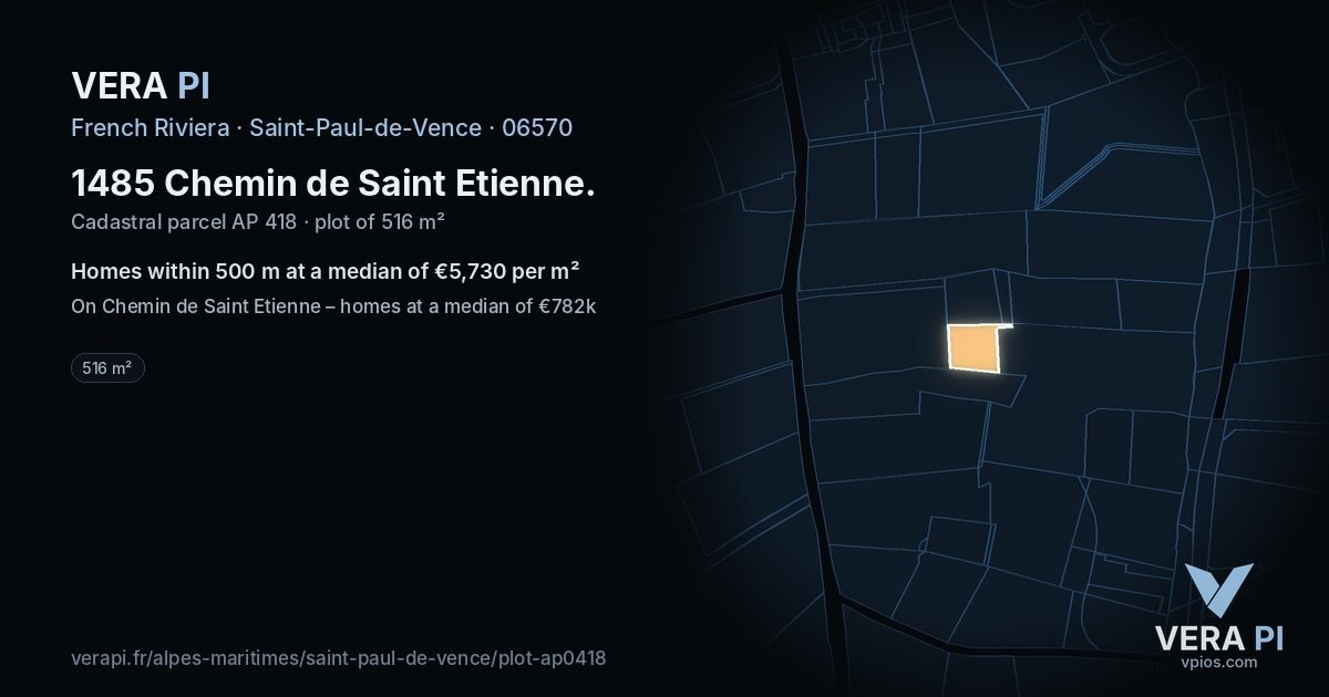 1485 Chemin de Saint Etienne, Saint-Paul-de-Vence at night – the plot lit, the parcels around coloured by the prices near them