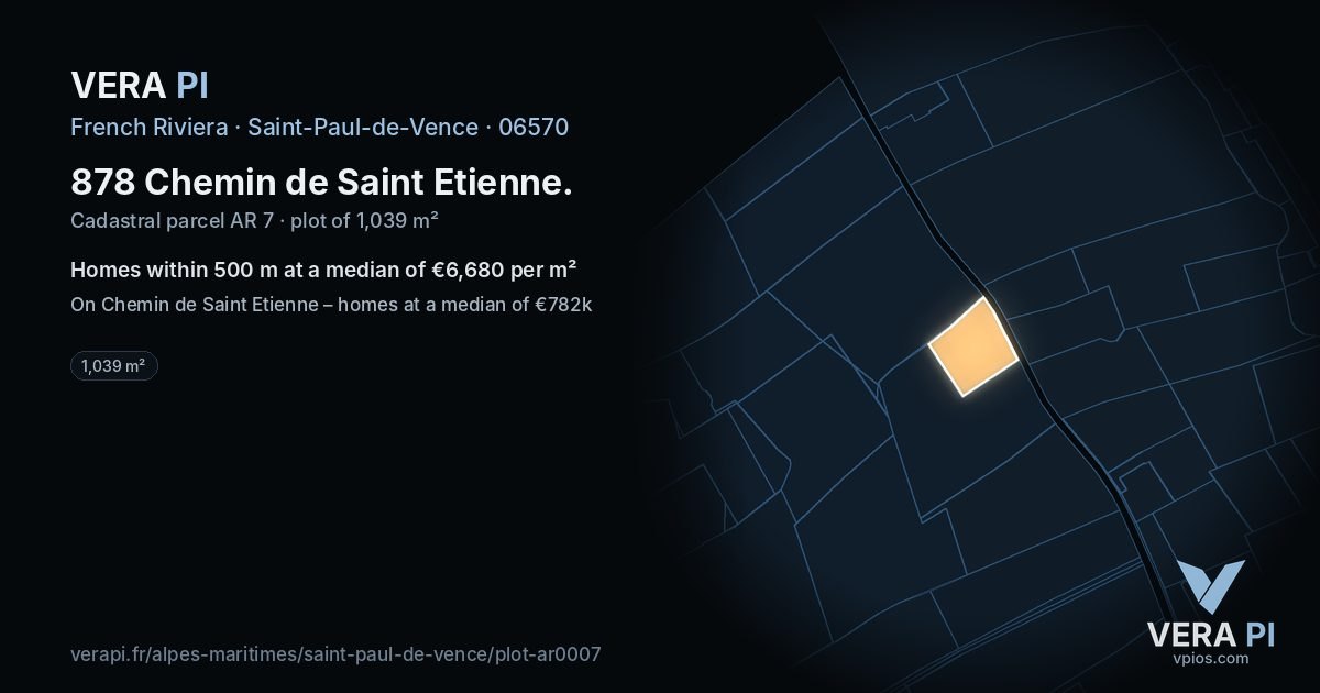 878 Chemin de Saint Etienne, Saint-Paul-de-Vence at night – the plot lit, the parcels around coloured by the prices near them