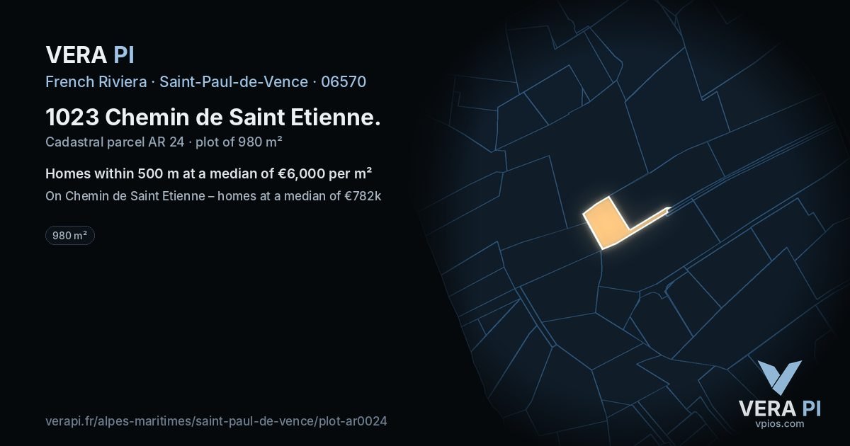 1023 Chemin de Saint Etienne, Saint-Paul-de-Vence at night – the plot lit, the parcels around coloured by the prices near them