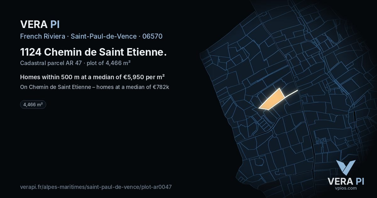 1124 Chemin de Saint Etienne, Saint-Paul-de-Vence at night – the plot lit, the parcels around coloured by the prices near them
