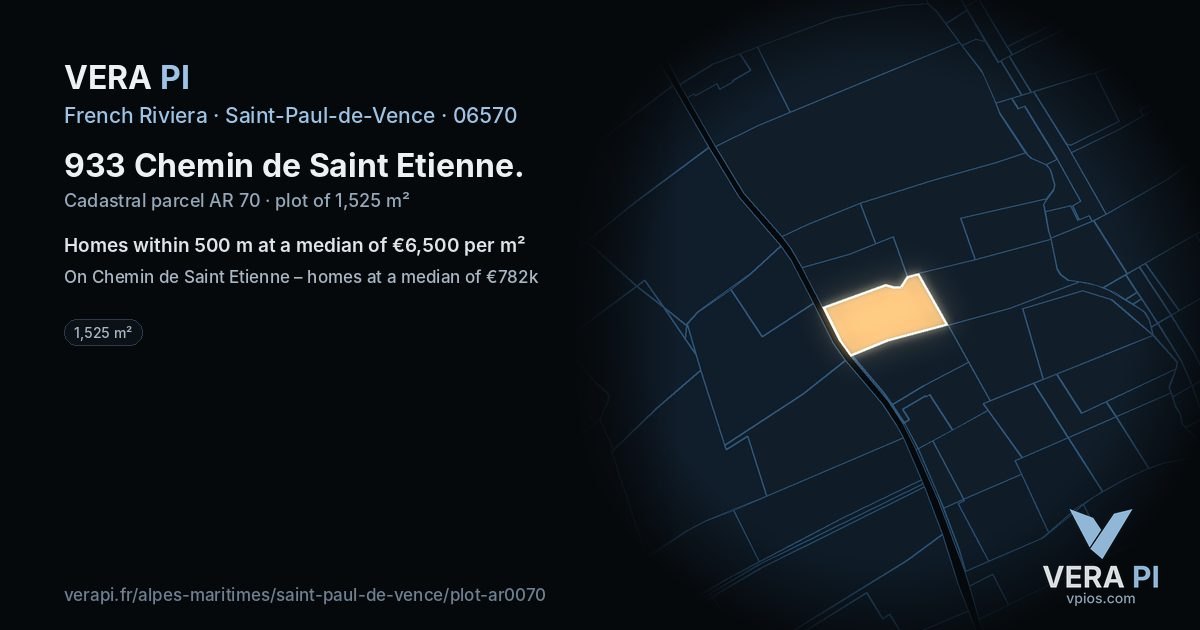 933 Chemin de Saint Etienne, Saint-Paul-de-Vence at night – the plot lit, the parcels around coloured by the prices near them