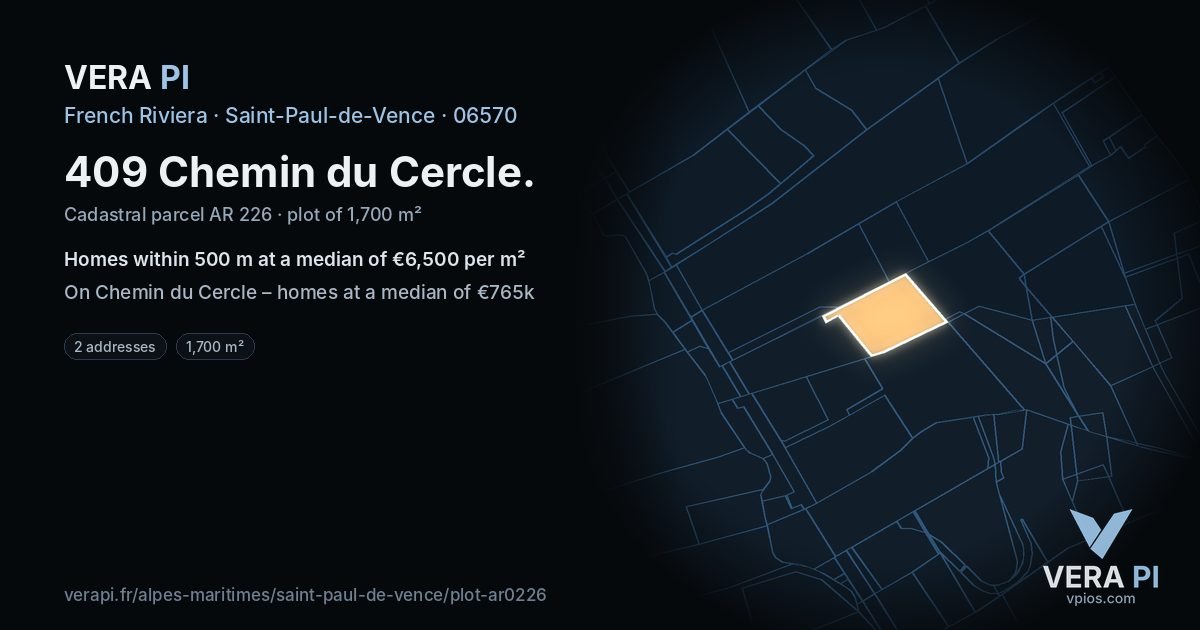 409 Chemin du Cercle, Saint-Paul-de-Vence at night – the plot lit, the parcels around coloured by the prices near them