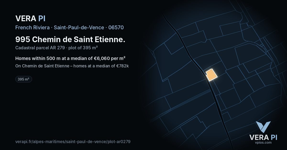 995 Chemin de Saint Etienne, Saint-Paul-de-Vence at night – the plot lit, the parcels around coloured by the prices near them