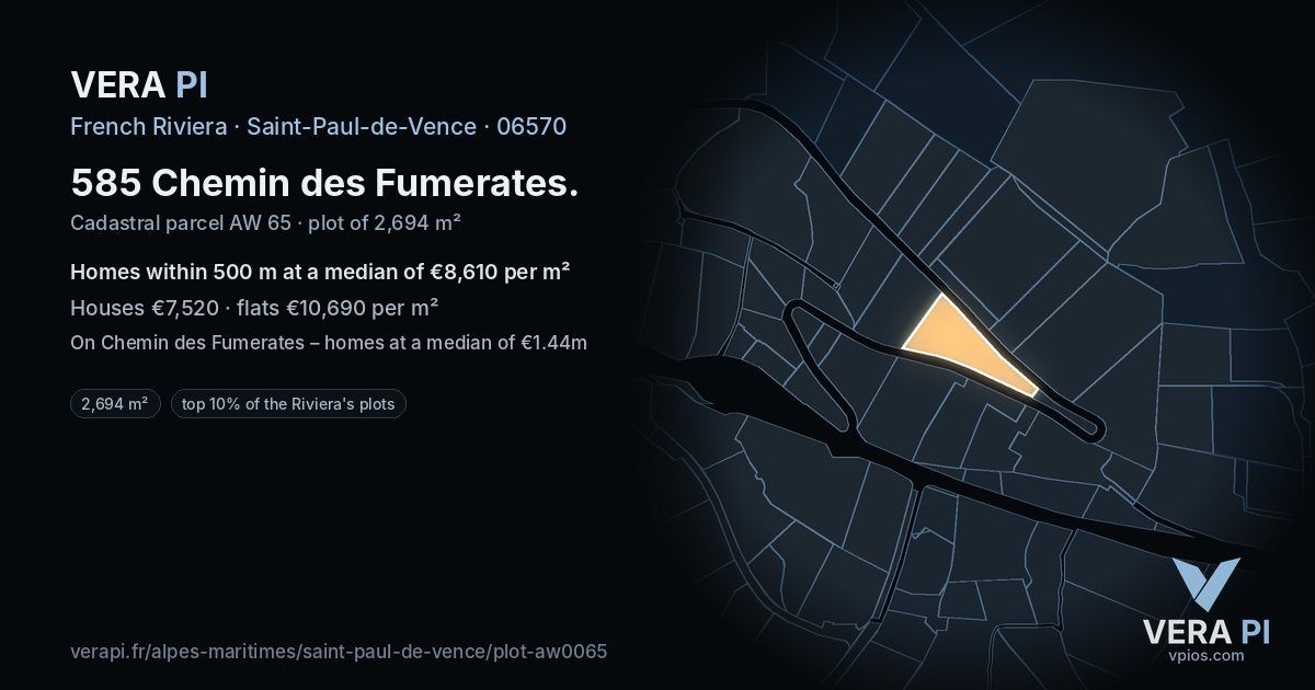 585 Chemin des Fumerates, Saint-Paul-de-Vence at night – the plot lit, the parcels around coloured by the prices near them