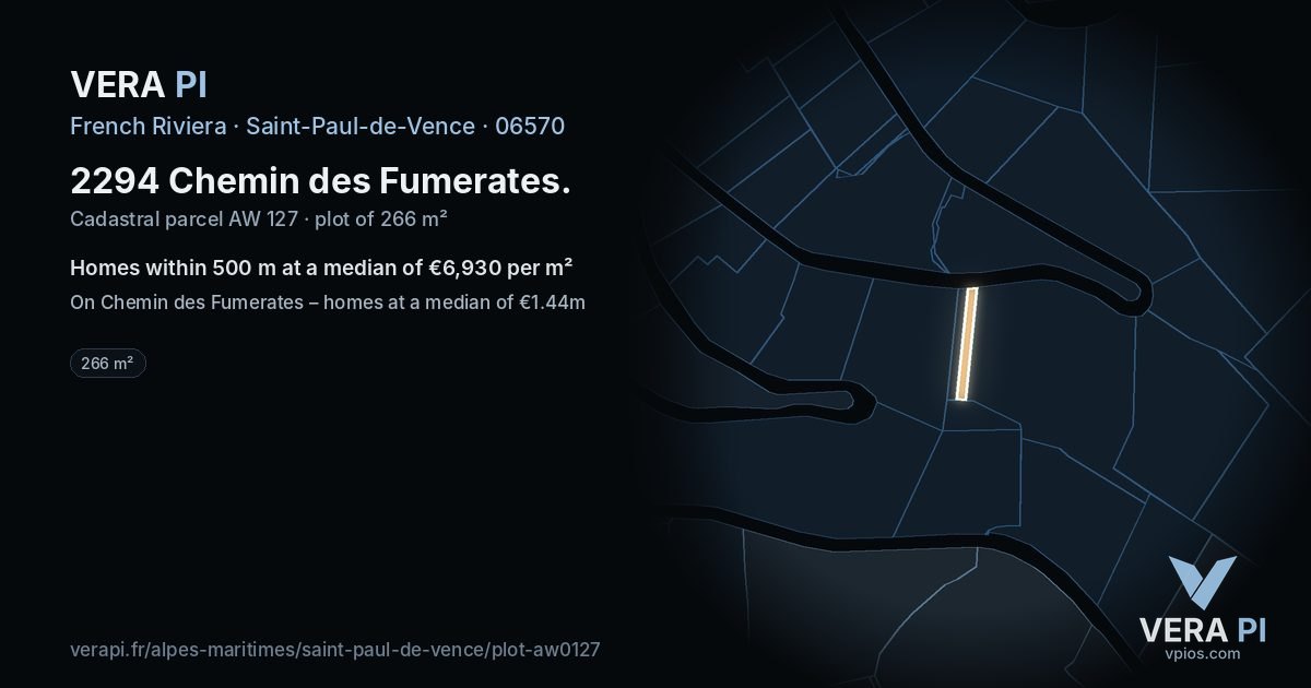 2294 Chemin des Fumerates, Saint-Paul-de-Vence at night – the plot lit, the parcels around coloured by the prices near them