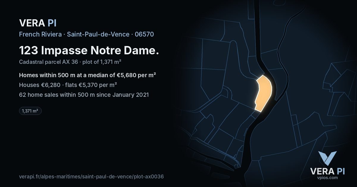 123 Impasse Notre Dame, Saint-Paul-de-Vence at night – the plot lit, the parcels around coloured by the prices near them