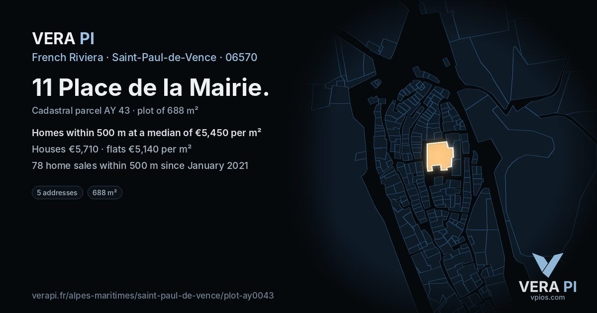 11 Place de la Mairie, Saint-Paul-de-Vence at night – the plot lit, the parcels around coloured by the prices near them