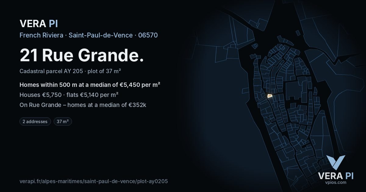 21 Rue Grande, Saint-Paul-de-Vence at night – the plot lit, the parcels around coloured by the prices near them